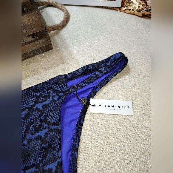 NWT Vitamin A Bikini Bottom - Picture 4 of 14